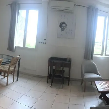 6 Place Gambetta Apartmán *